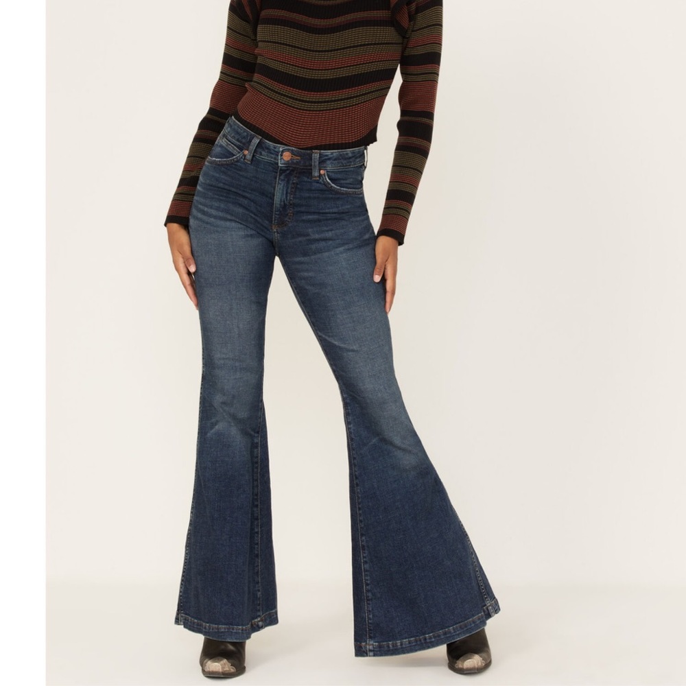 Wrangler Women's Flare Jeans - Dark Blue - Picture 2 of 10